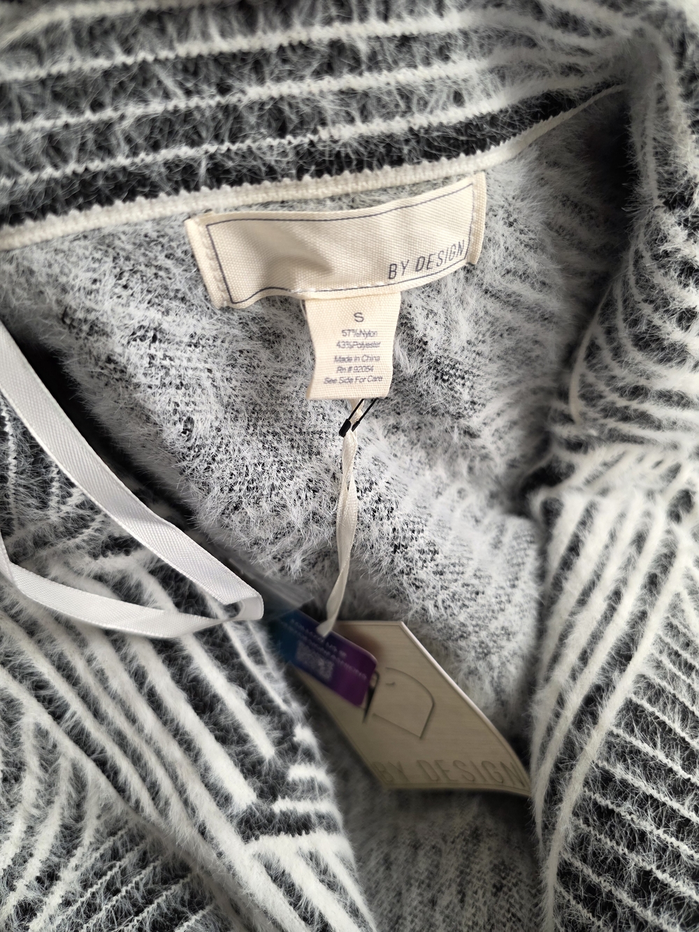 BY DESIGN Tokyo Eyelash Knit Cardigan - Picture 7 of 9